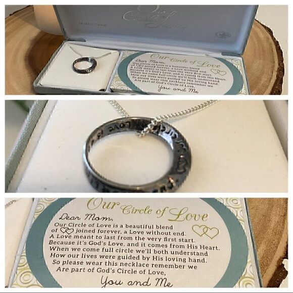 Circle of Love Necklace for Mom | New in Box - Picture 2 of 5